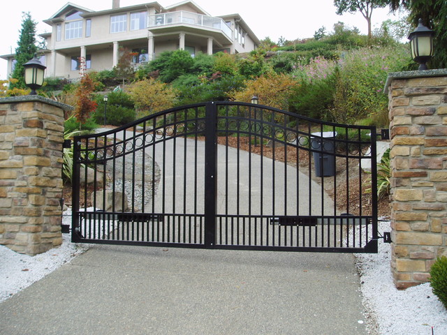 5 Simple Ways to Reduce Noise Coming From Your Automatic Gate