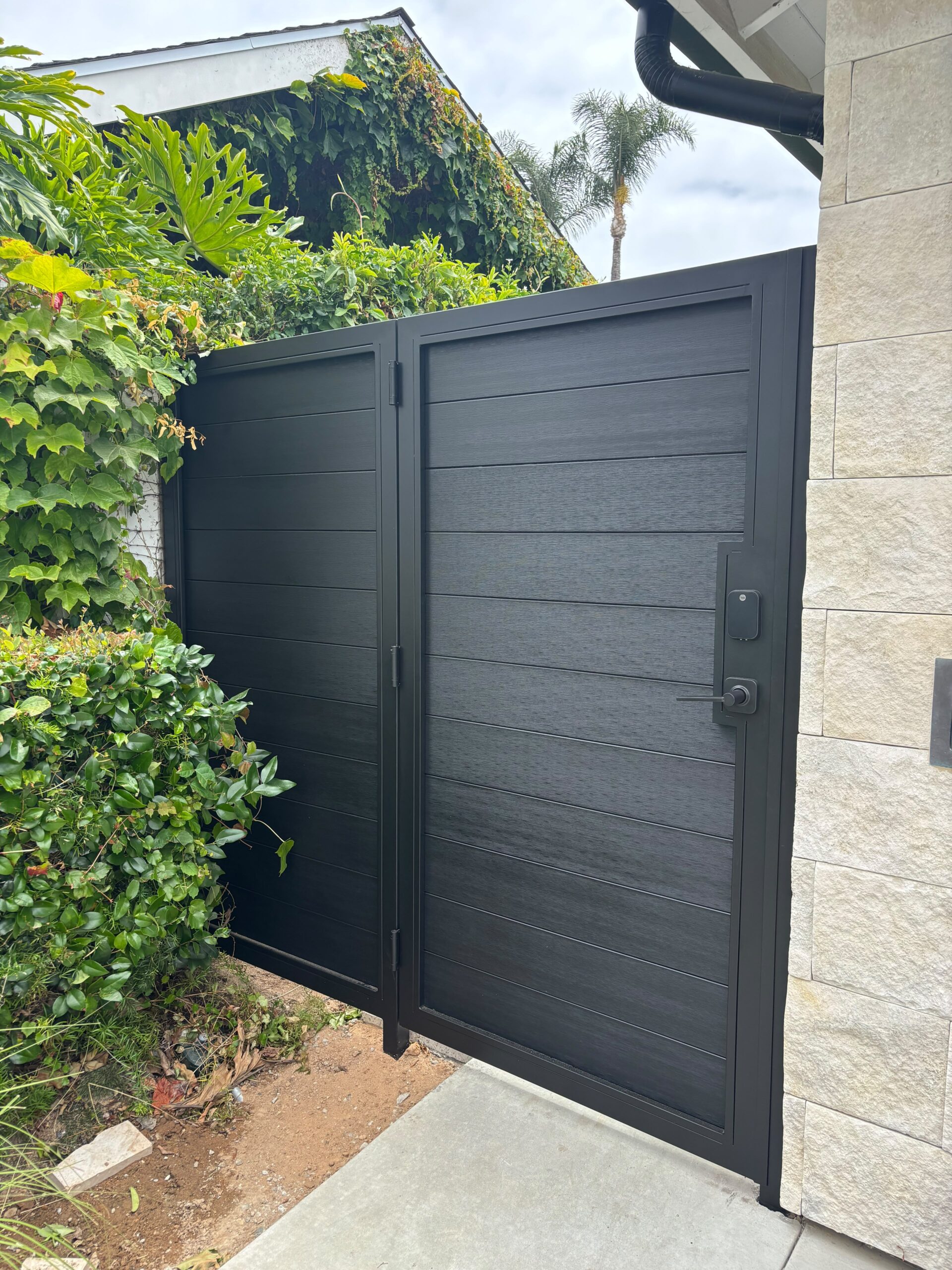 Garage gallery image